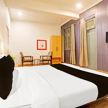Super Townhouse Vijay Khand Gomti Nagar Lucknow Eksteriør bilde